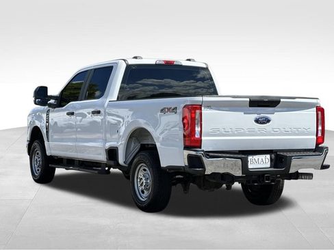 Certified 2024 Ford F250 XL w/ XL Chrome Package AWD/4WD image 11