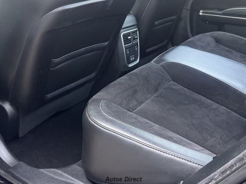 Used 2019 Dodge Charger Scat Pack w/ Plus Group RWD image 30