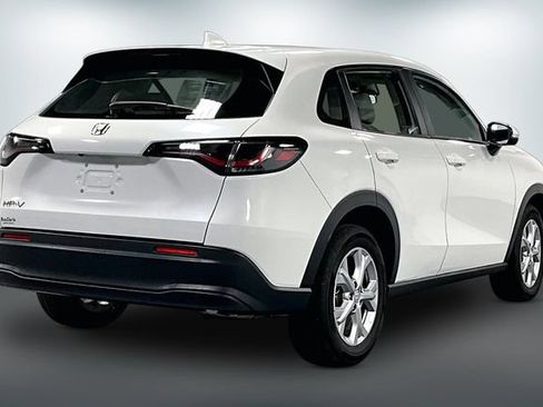 Used 2024 Honda HR-V LX image 7