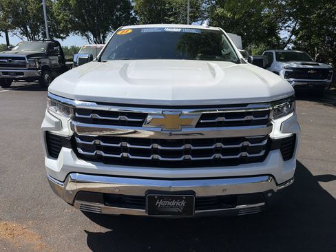 Used 2023 Chevrolet Silverado 1500 LTZ w/ LTZ Premium Package image 3