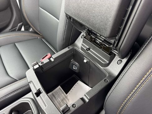 New 2025 Jeep Gladiator Sport image 47