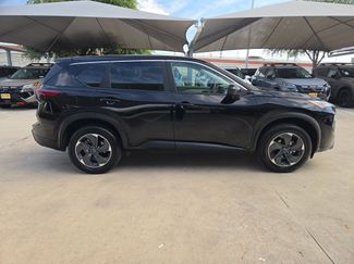 Certified 2025 Nissan Rogue SV FWD video 2