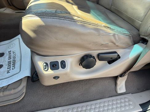 Used 2004 Ford F250 image 16