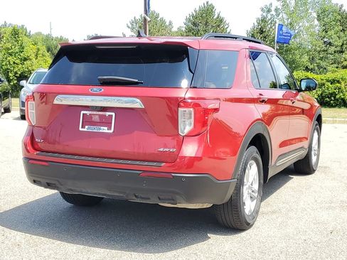 Certified 2024 Ford Explorer XLT AWD/4WD image 4