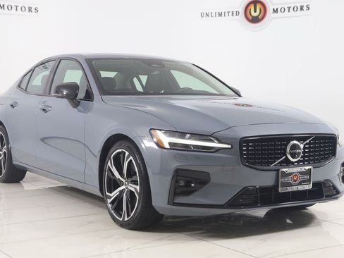 Used 2023 Volvo S60 B5 Plus AWD/4WD image 22