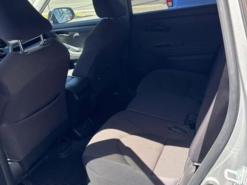 Used 2023 Toyota Highlander Limited image 9