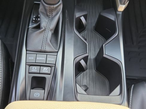 Certified 2026 Toyota Camry SE FWD image 15