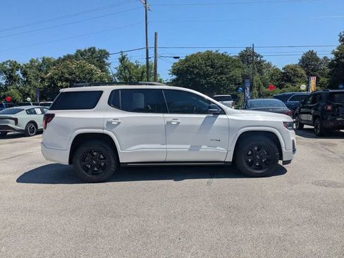 Used 2021 GMC Acadia AT4 AWD/4WD image 2