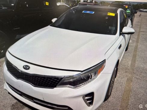 Used 2016 Kia Optima SX w/ Chrome Wheel Package FWD image 1