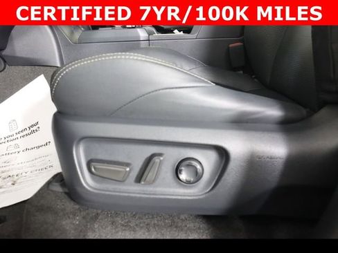 Used 2025 Toyota 4Runner Limited w/ Tow Technology Package image 24
