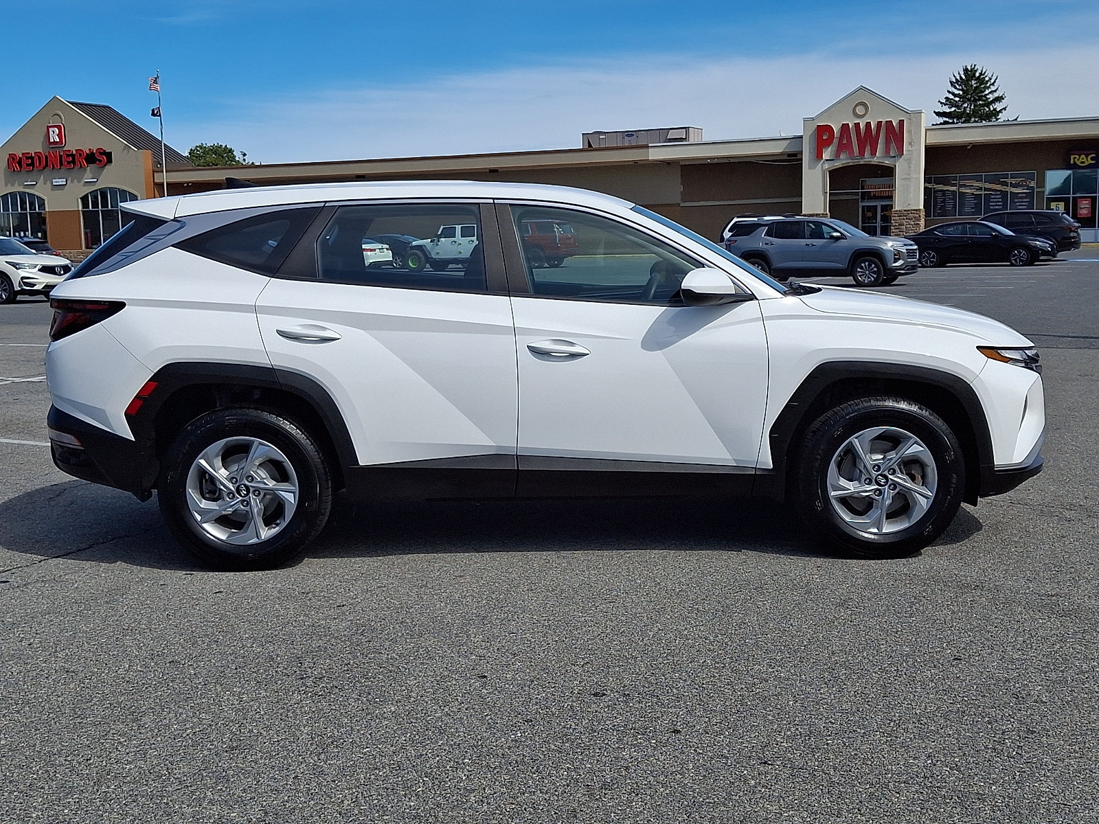 Used 2023 Hyundai Tucson SE AWD/4WD image 7