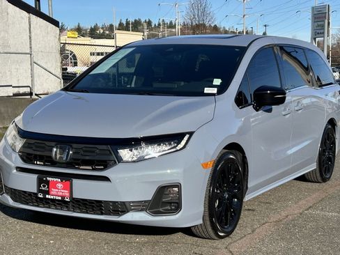 Used 2025 Honda Odyssey Sport-L image 1