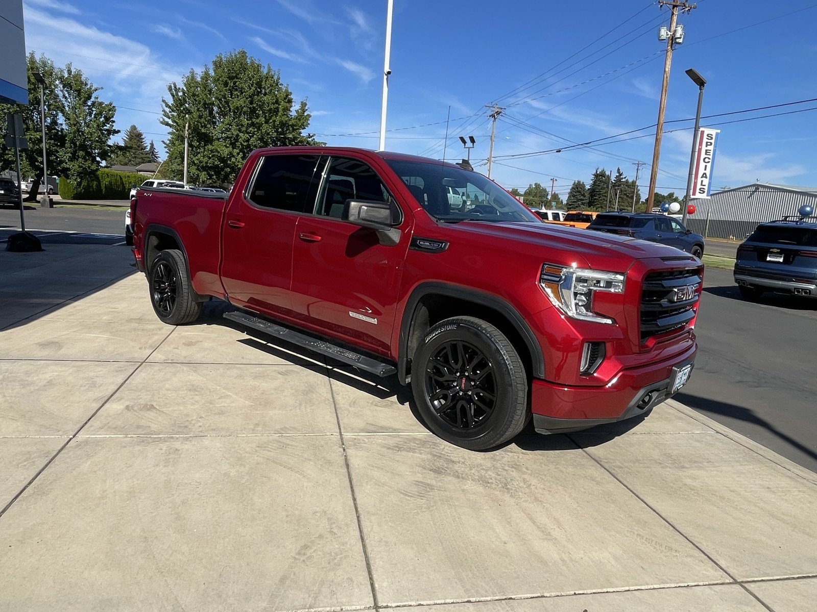 Used 2021 GMC Sierra 1500 Elevation AWD/4WD image 7