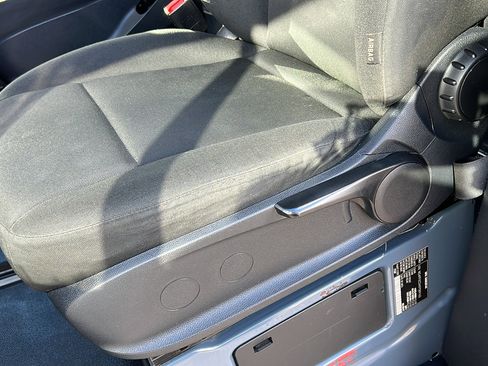 Used 2019 Mercedes-Benz Sprinter 144 image 15