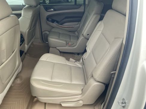 Used 2015 Chevrolet Suburban LTZ image 23