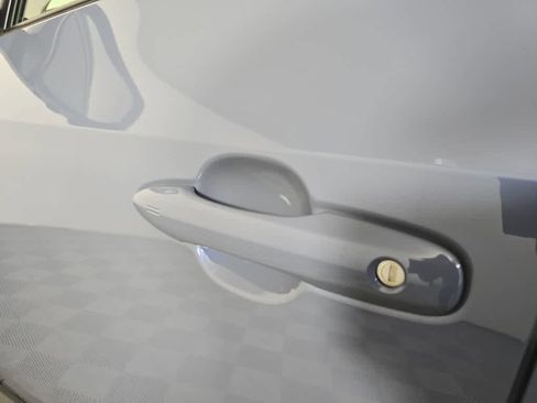 Used 2024 Subaru Solterra Touring image 27