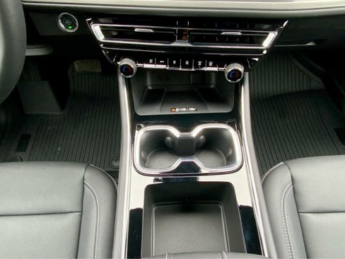 New 2026 Chevrolet Traverse LT w/ LPO, Floor Liner Package image 46