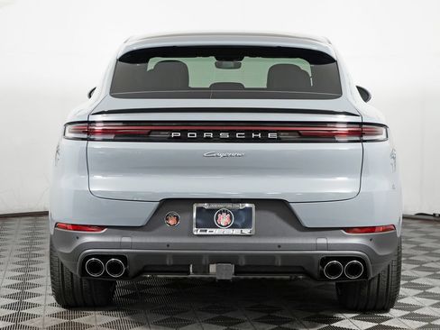 New 2026 Porsche Cayenne Coupe AWD/4WD image 6