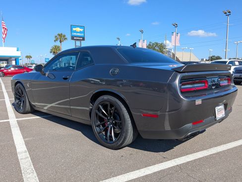 Used 2023 Dodge Challenger SRT Hellcat image 6