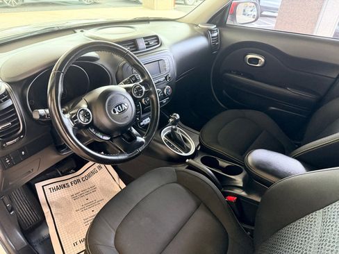 Used 2016 Kia Soul + w/ Designer's Package image 8
