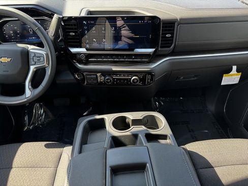 New 2026 Chevrolet Silverado 1500 LT image 2