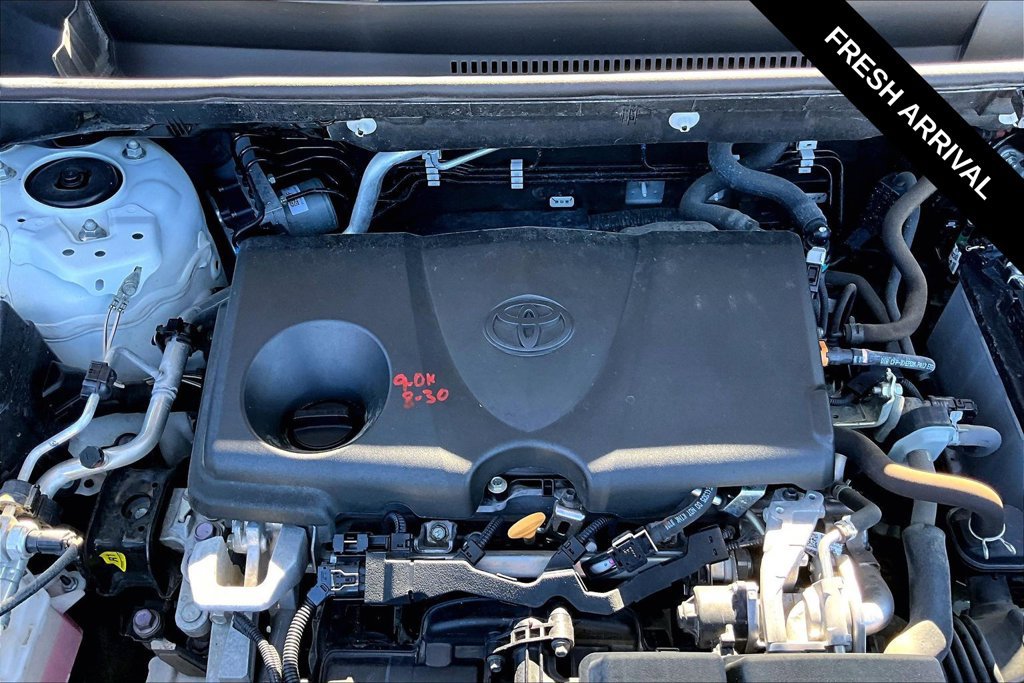 Used 2021 Toyota RAV4 XLE w/ Convenience Package AWD/4WD image 30