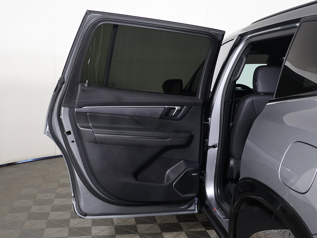 Used 2026 Buick Enclave Sport Touring w/ Power Package FWD image 24