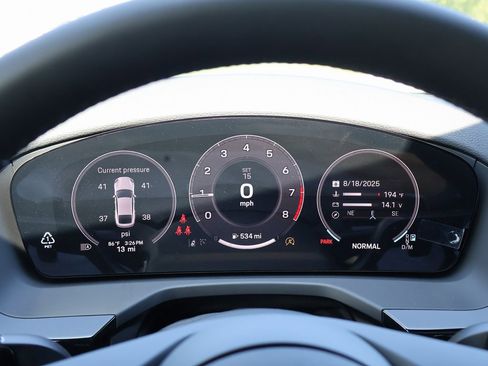 New 2025 Porsche Panamera image 26