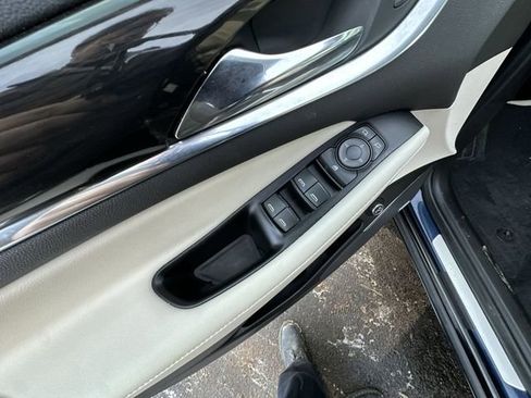 Used 2023 Buick Enclave Essence w/ Experience Buick Package image 17