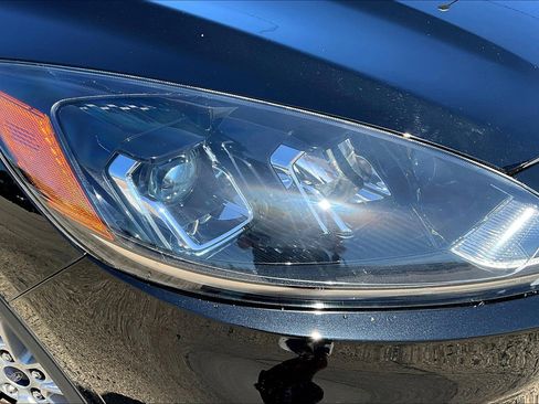 Used 2022 Ford Escape SE w/ Cold Weather Package image 27