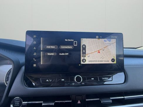 Used 2025 Mitsubishi Outlander SE FWD image 12