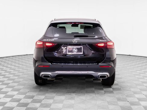 Used 2026 Mercedes-Benz GLA 250 4MATIC image 4