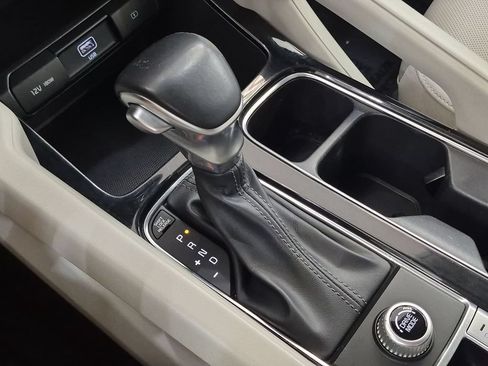 Used 2020 Kia Telluride S w/ S 8 Passenger Seating Package FWD image 26