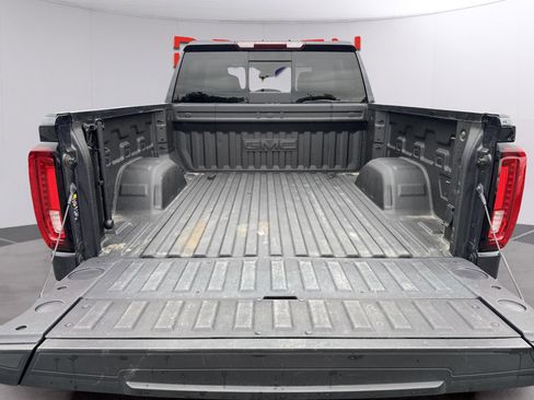Used 2024 GMC Sierra 1500 SLT w/ SLT Premium Plus Package AWD/4WD image 35