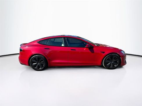 Used 2021 Tesla Model S Plaid image 8
