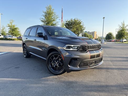 Used 2026 Dodge Durango GT AWD/4WD image 2