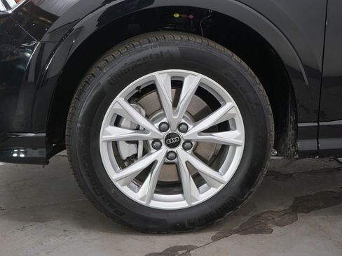 Used 2025 Audi Q3 2.0T Premium image 25