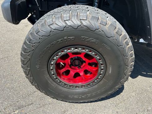 Used 2020 Jeep Gladiator Rubicon image 3