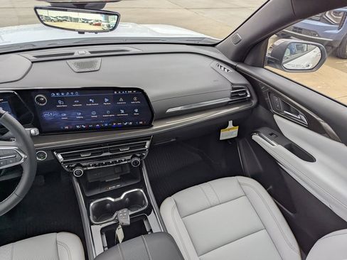 New 2026 Chevrolet Traverse High Country w/ LPO, Floor Liner Package image 20