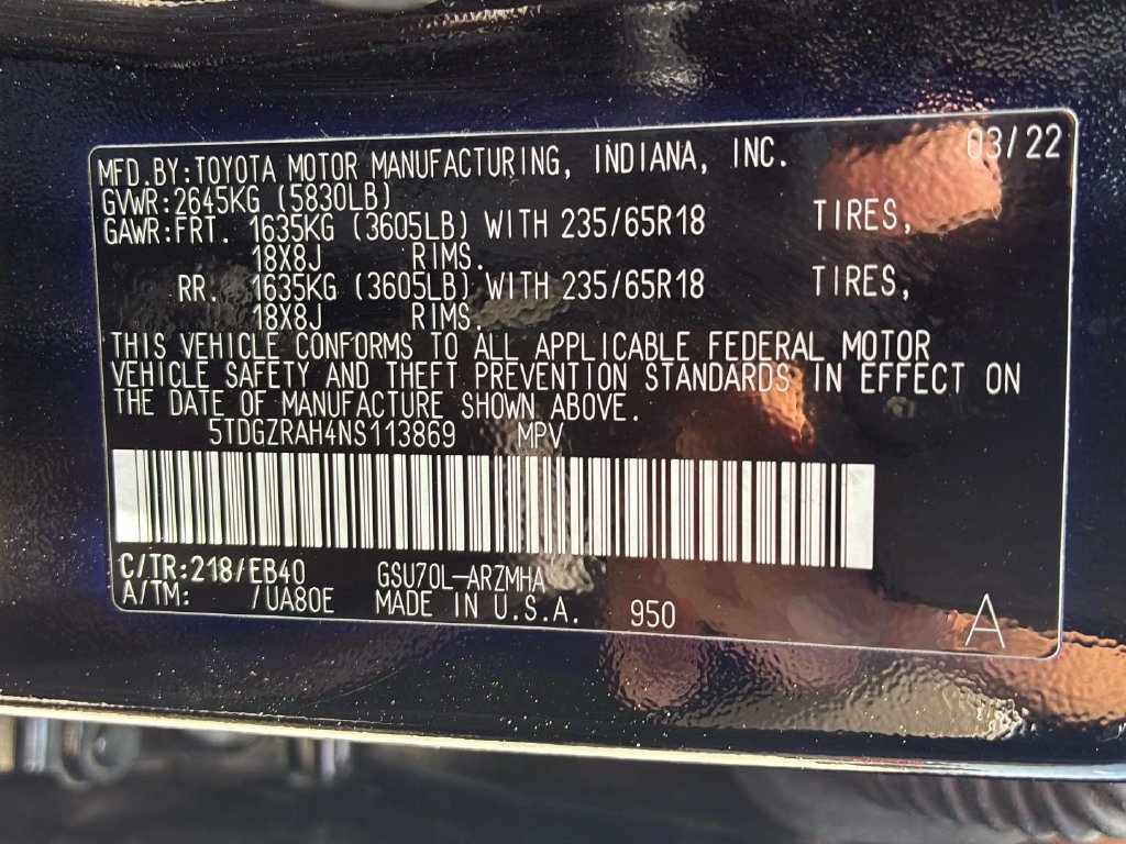 Used 2022 Toyota Highlander XLE FWD image 11