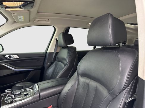 Used 2019 BMW X7 xDrive40i w/ Premium Package AWD/4WD image 15