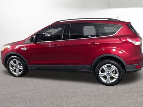 Used 2016 Ford Escape SE w/ Equipment Group 201A FWD image 7