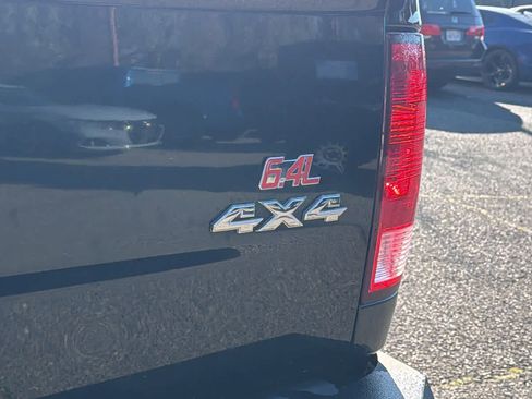 Used 2018 RAM 2500 Tradesman w/ Chrome Appearance Group image 19