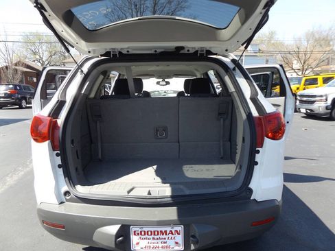 Used 2012 Chevrolet Traverse LS FWD image 30