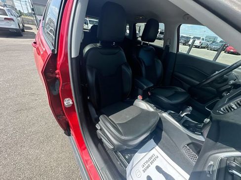 Used 2021 Jeep Compass Latitude w/ Convenience Group AWD/4WD image 25