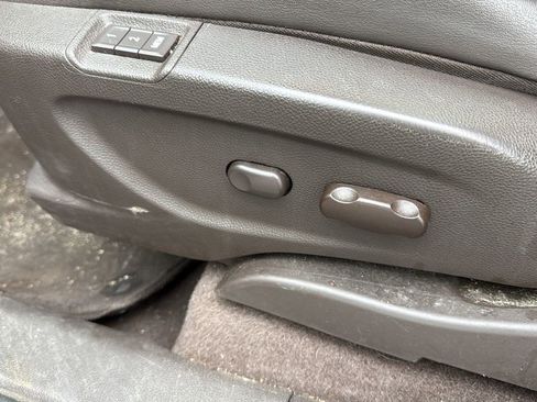 Used 2013 Buick Encore Premium AWD/4WD image 25