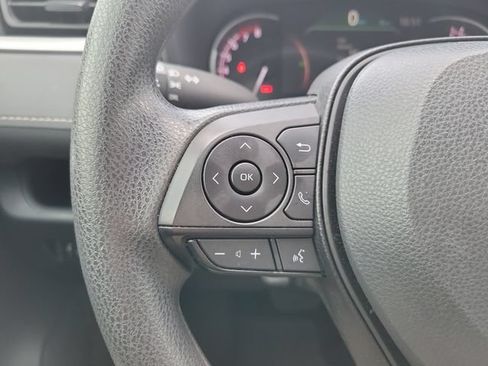 Used 2024 Toyota RAV4 LE FWD image 25