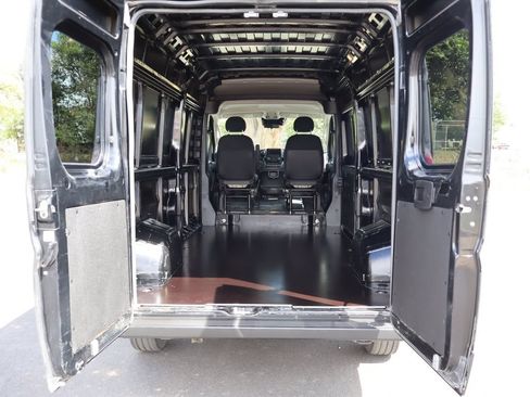 Used 2023 RAM ProMaster 2500 FWD image 15