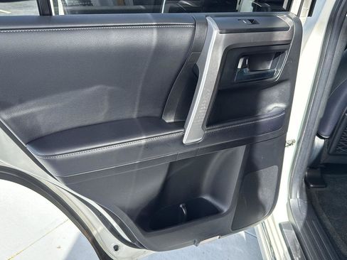 Used 2018 Toyota 4Runner Limited image 15