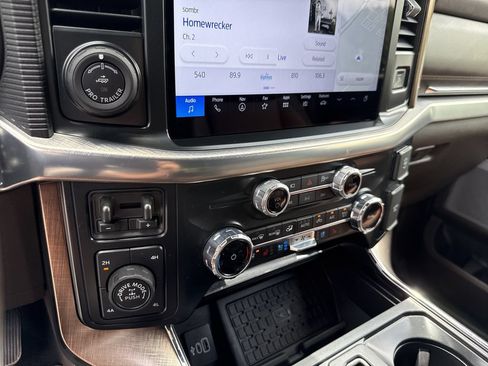 Used 2025 Ford F150 King Ranch AWD/4WD image 27